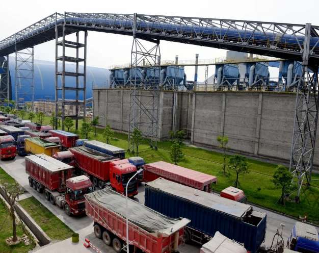 Documented elevated clinker conveyor installation in East China